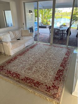 Red/Cream 8 x11 Rug
