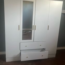Dresser/ Wood Closet