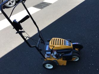 Cub Cadet LE 100 9 159cc lawn edger trencher for Sale in Eugene OR OfferUp