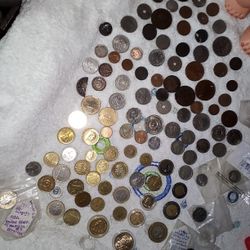 Coins All For One Price . Buffalo Nickels. Mercury Dimes.A Set Of 24k  Ep Year  2000. Gold And Silver And Bronze Coins Foreign Coins Date Back 1800s