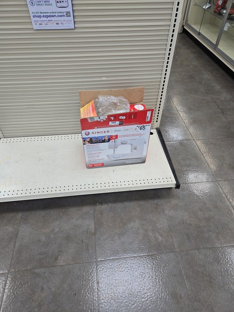 Singer Sewing Machine