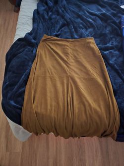 Brown skirt.