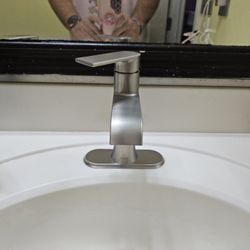 MOEN WS84760SRN Genta Single-Handle Bathroom Faucet Spot Resist-Brushed Nickel