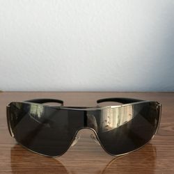 Sunglasses Guess .
