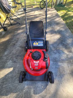 TROY-BILT 21" CUTTING DECK LAWNMOWER