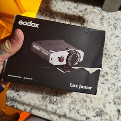 GODOX Lux Junior Retro Camera Flash Auto & Manual Vintage Look