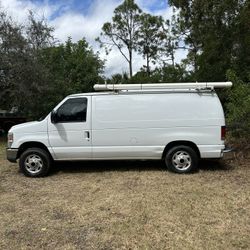2013 Ford E-150