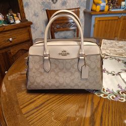 Coach Purse- Ch286