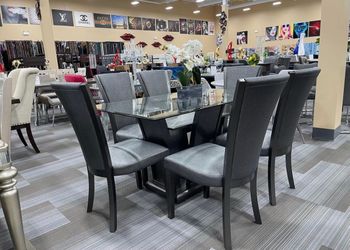 Dining sets // modern chairs // table and chairs // no credit needed
