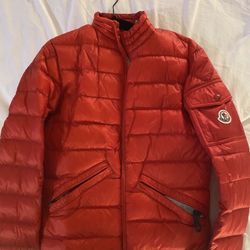 MONCLER PUFFER