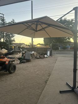 Gray Solar Powered Cantilever Patio Umbrella with Base