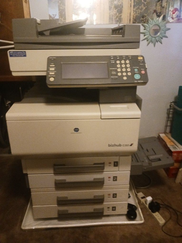 Printer Konica Minolta Bizhub C351