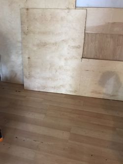 5/8 plywood for sell 3 full pieces
