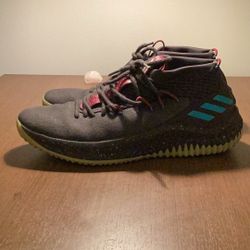 Adidas Dame 4 Glow In The Park Size 11