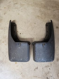 Toyota 4runner sr5 rear mud flaps