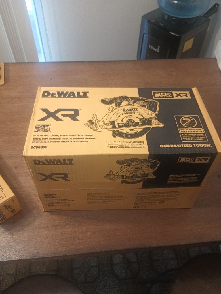 20 Volt XR Series 6 1/2 In Blade