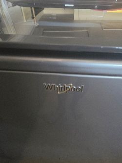 Whirlpool Top-Load Washer 2023 (Model WTW5100HC2) – Excellent Condition!