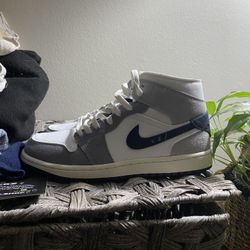 Jordan 1 Mid Se Craft Inside Out Cement Grey Sz 8.5