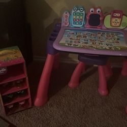 Learning Table and Minnie Desk Combo 