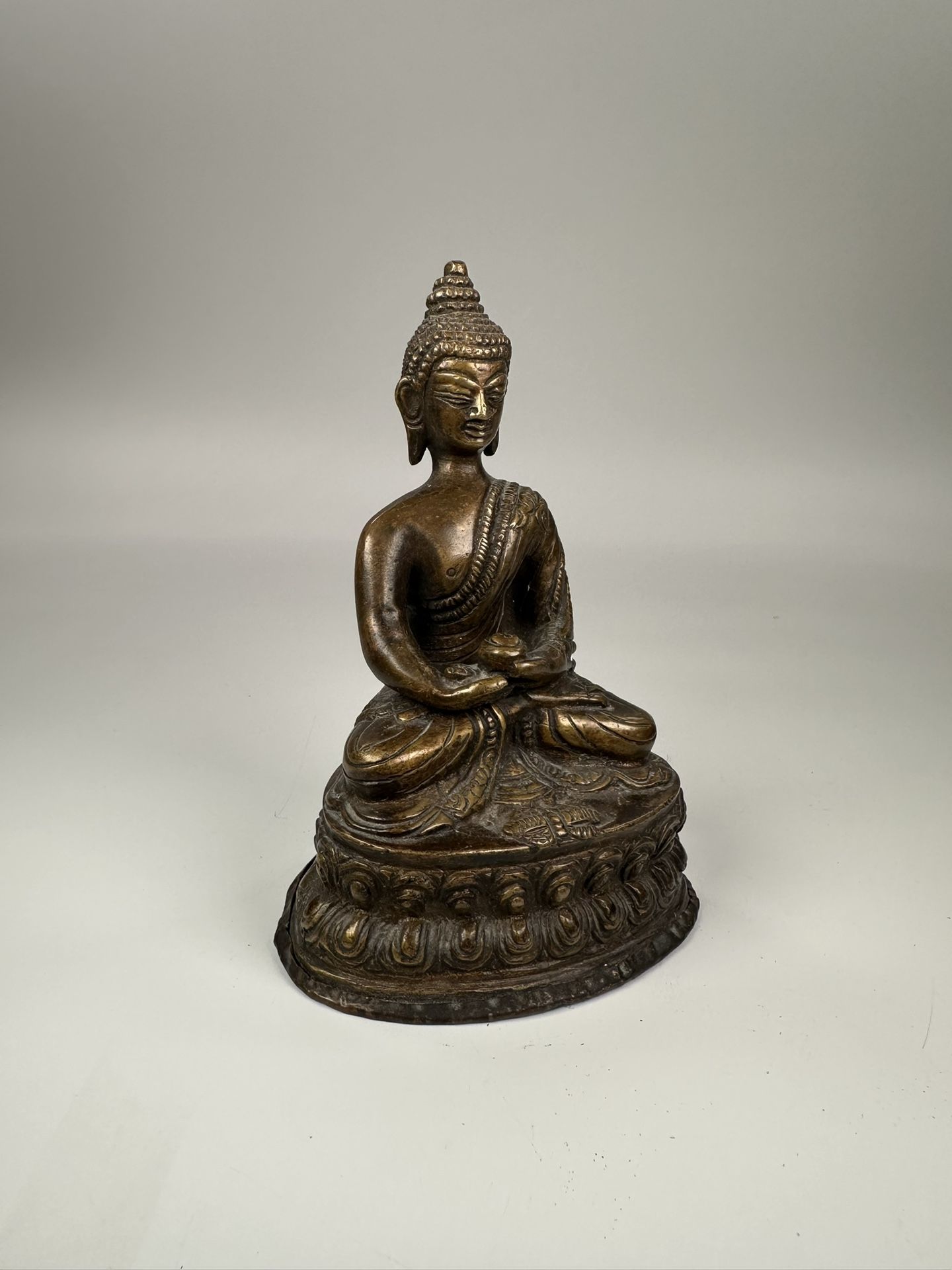 Antique Sino Tibetan Chinese Bronze Borobudur Temple Buddha Statue 5.5” Tall