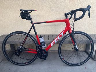 Felt bike has been stolen if seen please message me!!