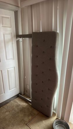 Headboard  queen
