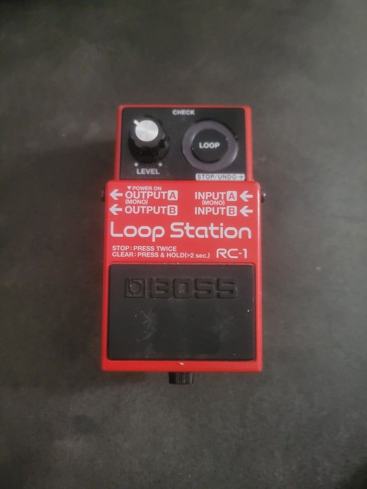 RC-1 LOOP PEDAL