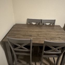Nice Wood Table With 4 Chairs