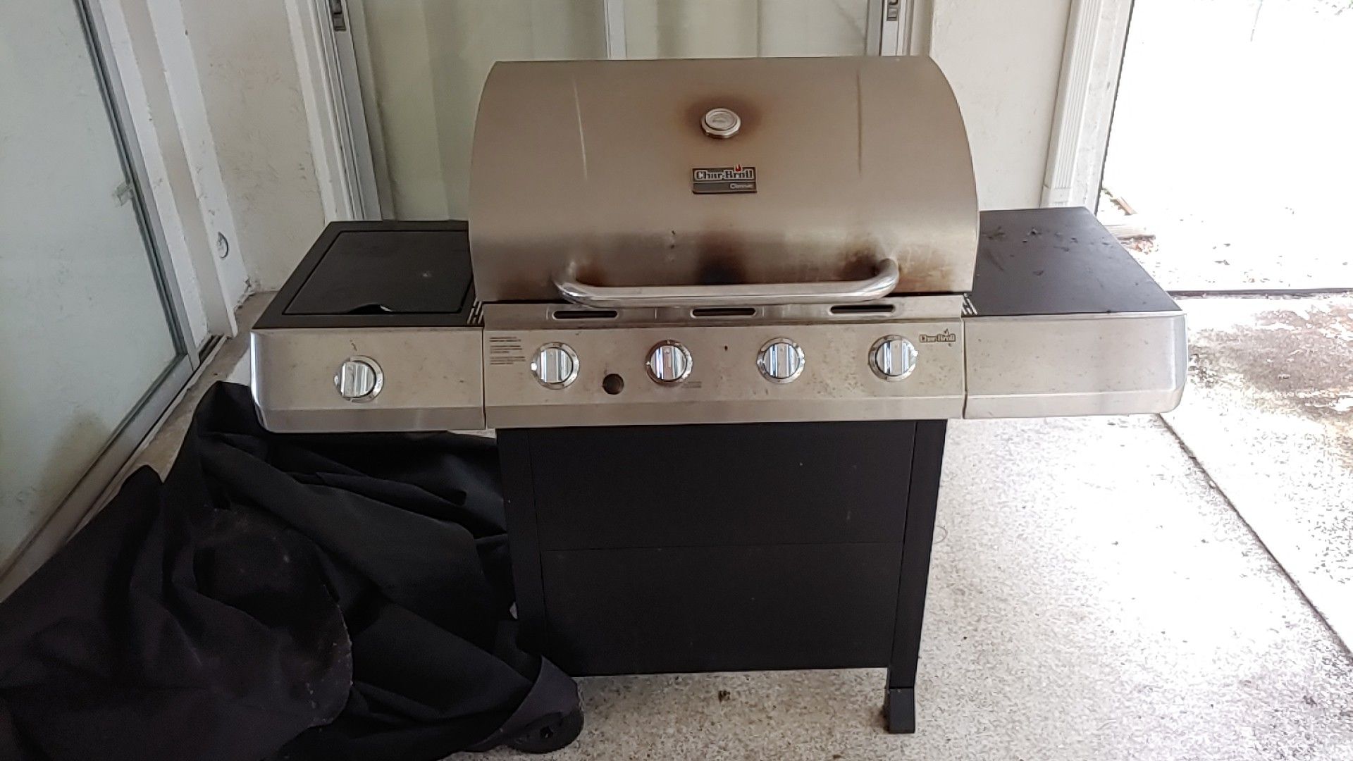 Char-Broil Propane Grill