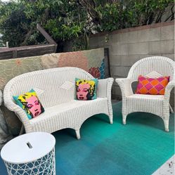 Gorgeous White Wicker LoveSeat & Chair! 