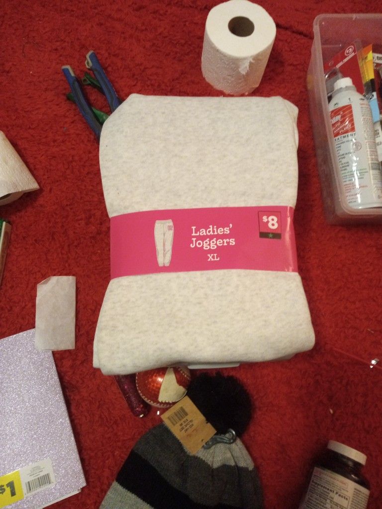 LADIES JOGGERS XL NEW