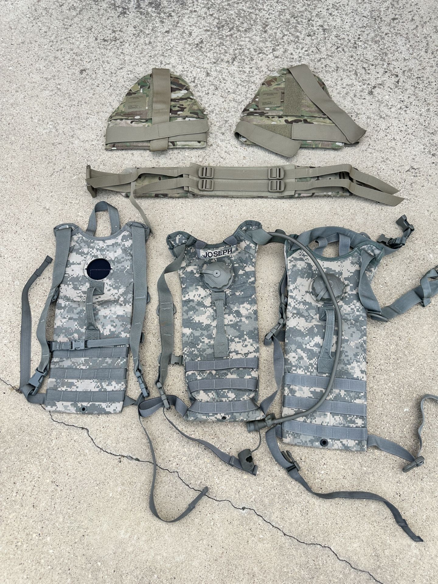 Army Camelbak, Female IOTV Deltoid Protector & Rucksack Waistband