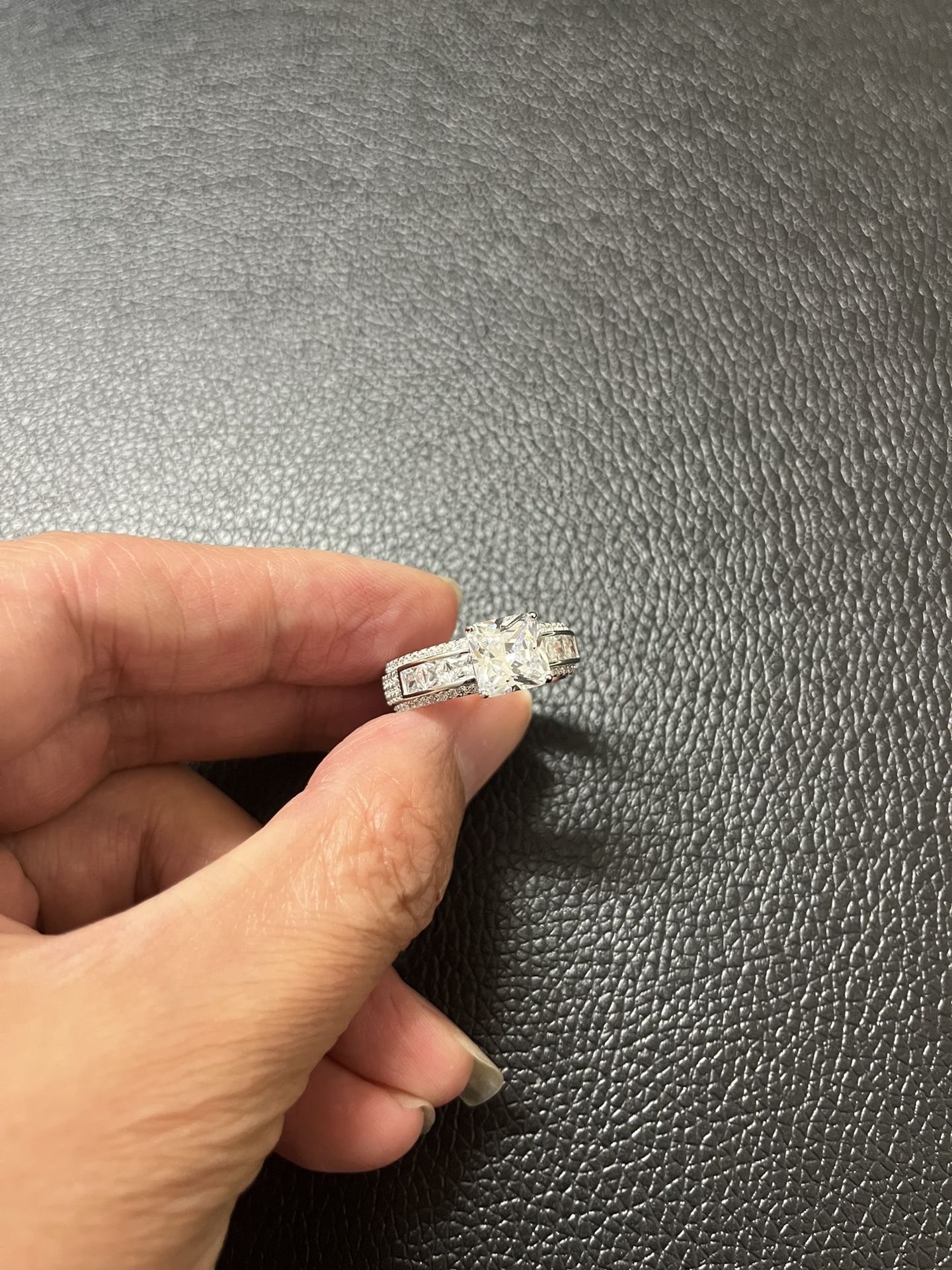 925 Sterling silver women’s Ring.