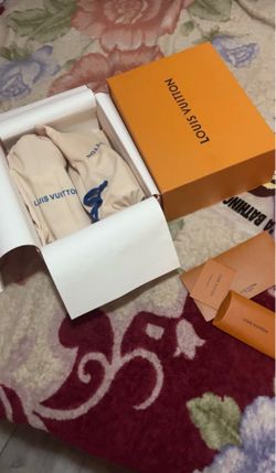 Louis vutitton shoes size 8