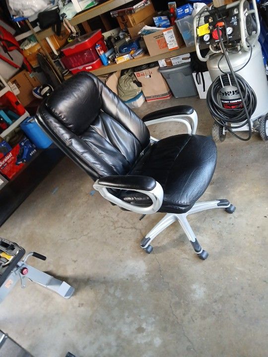 Desk/Office Chair