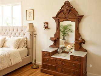 Antique Victorian Dresser