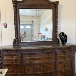 Dressing Table 