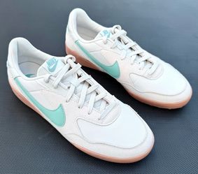 New with Box - NIKE TERRA MANTA SUEDE - Men's Shoes - Size 10.5