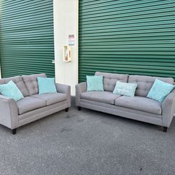 Very Pretty Modern Grey Couch & Loveseat ( Throw Pillows Not Included )