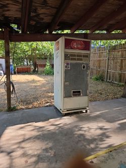 Dr pepper machine