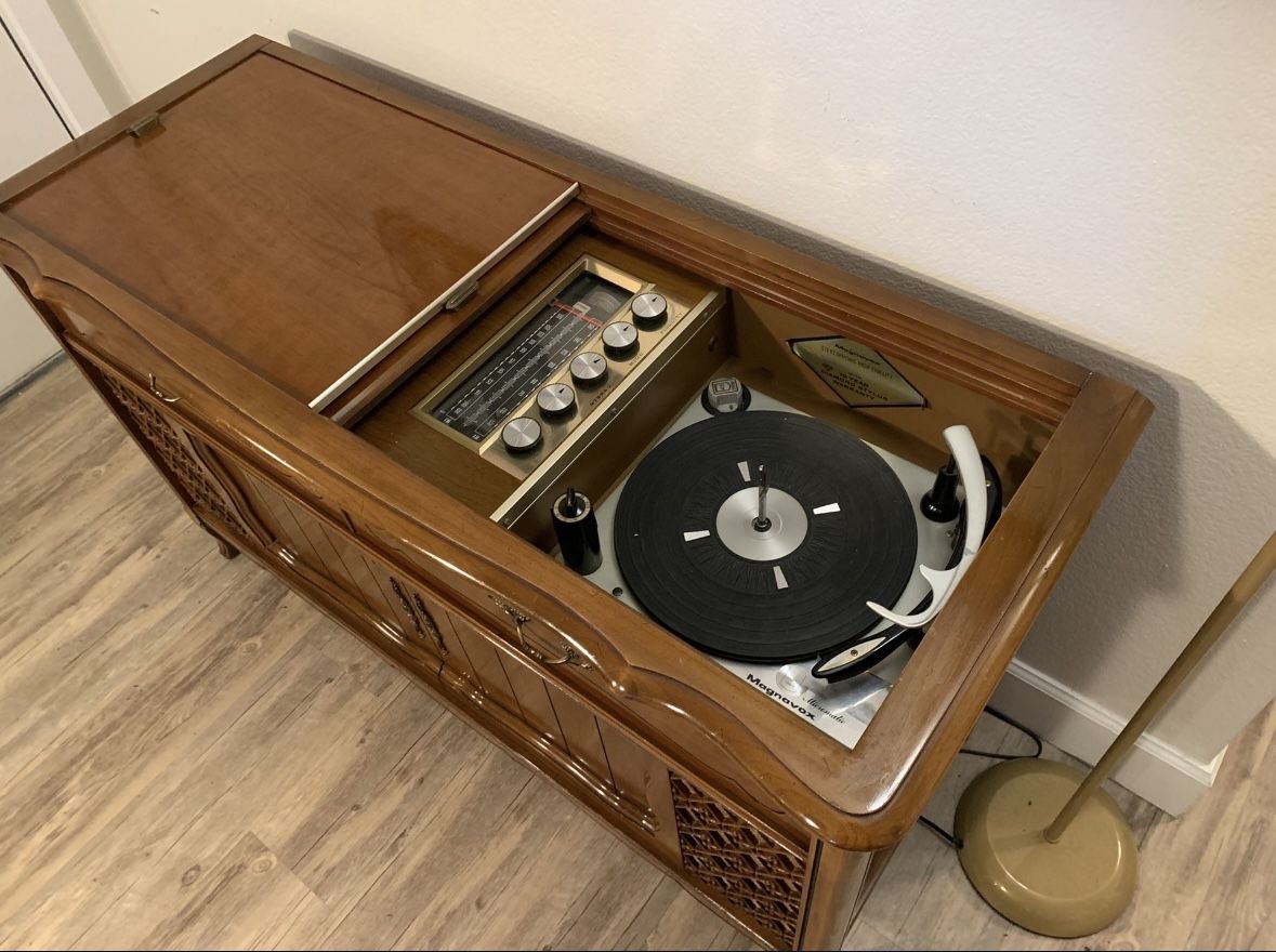 Magnavox Astro Sonic Stereo Record Console