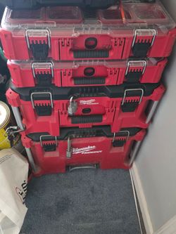 Milwaukee packout