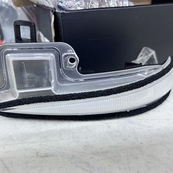 Two headlight for Toyota Tacoma 2016 2019  2020