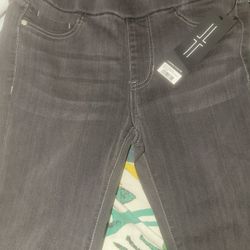 Liverpool LA Size 2 Petite