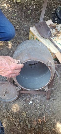 Late 1800's barrel butter churner