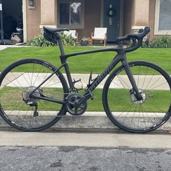 Specialized Roubaix Road Bike 