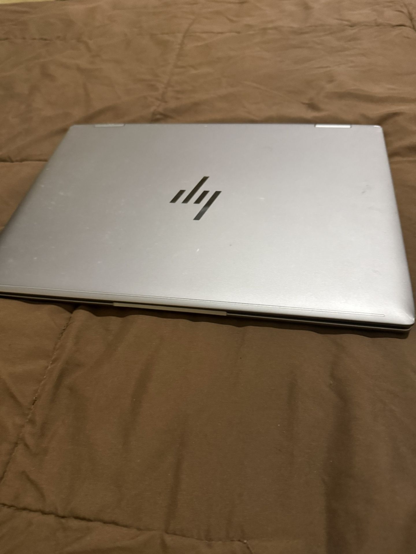 HP Envy 2 in 1 14”