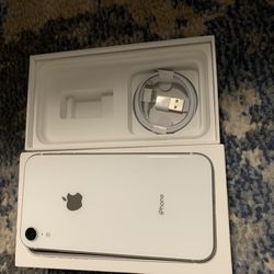iPhone XR 64g Unlocked 