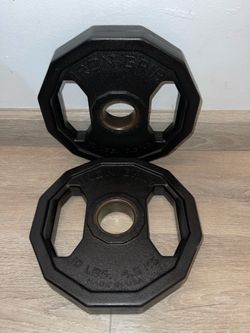 Pre-Owned Pair Of 10lbs Iron Grip Urethane Coated Weight Plates.