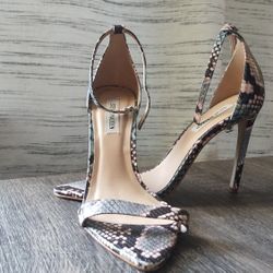 High Heels: Size 8